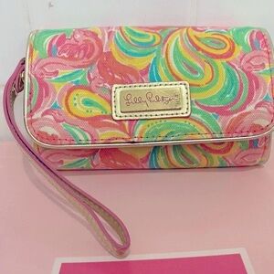 Lilly Pulitzer Pink Multicolor Swirl Wristlet